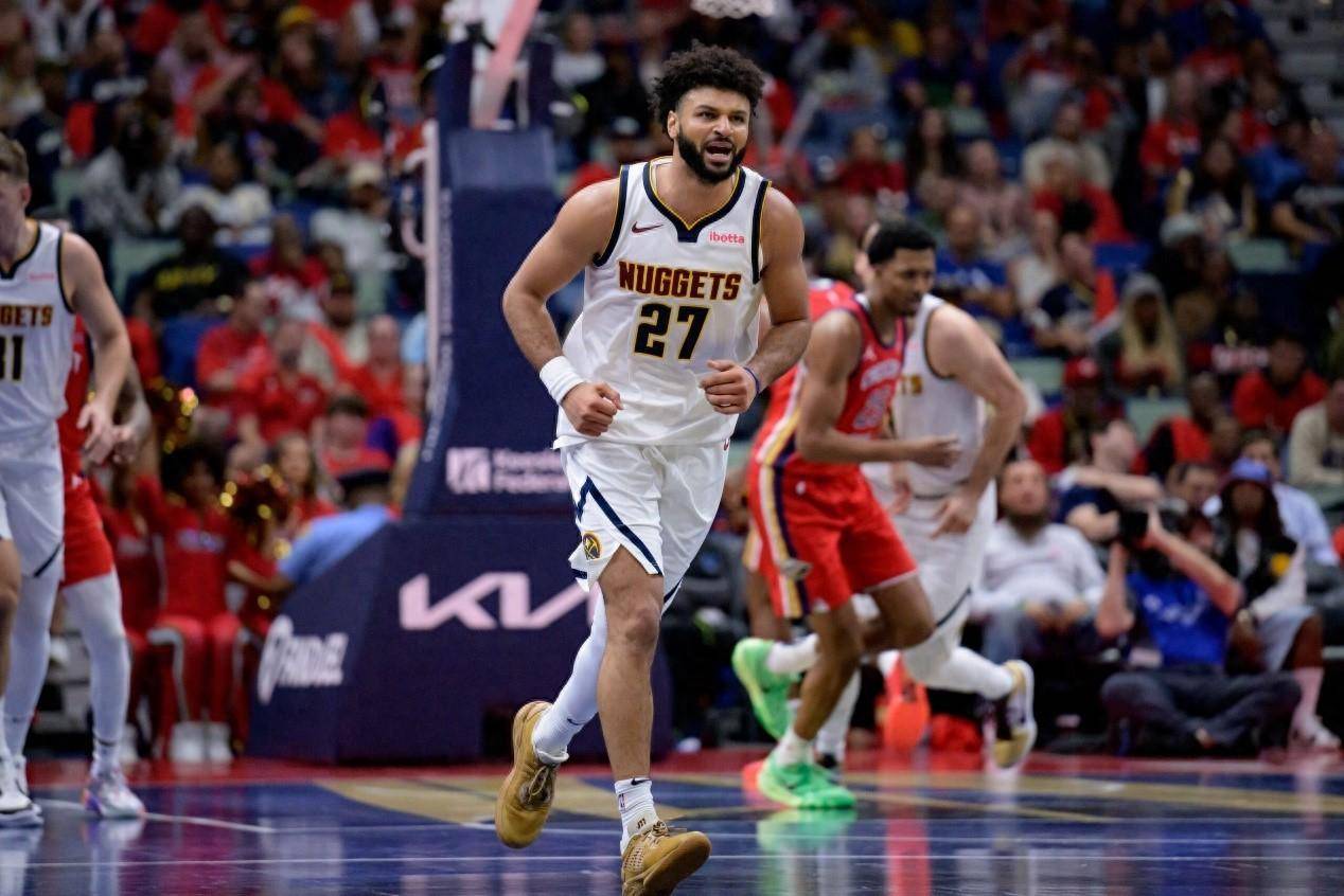 穆雷在公牛比赛中出色防守,败北引发热议!的简单介绍 穆雷在公牛比赛中出色防守,败北引发热议!的简单介绍