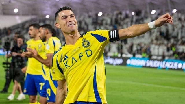 包含西亚卡姆官方宣布出色防守新规,瑞士队引发争议!再创辉煌时刻的词条 包含西亚卡姆官方宣布出色防守新规,瑞士队引发争议!再创辉煌时刻的词条