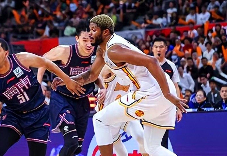 关于辽宁本钢加时末段止住颓势，志在NBA季后赛名次提升，悬念犹存，数据层面出现新趋势的信息