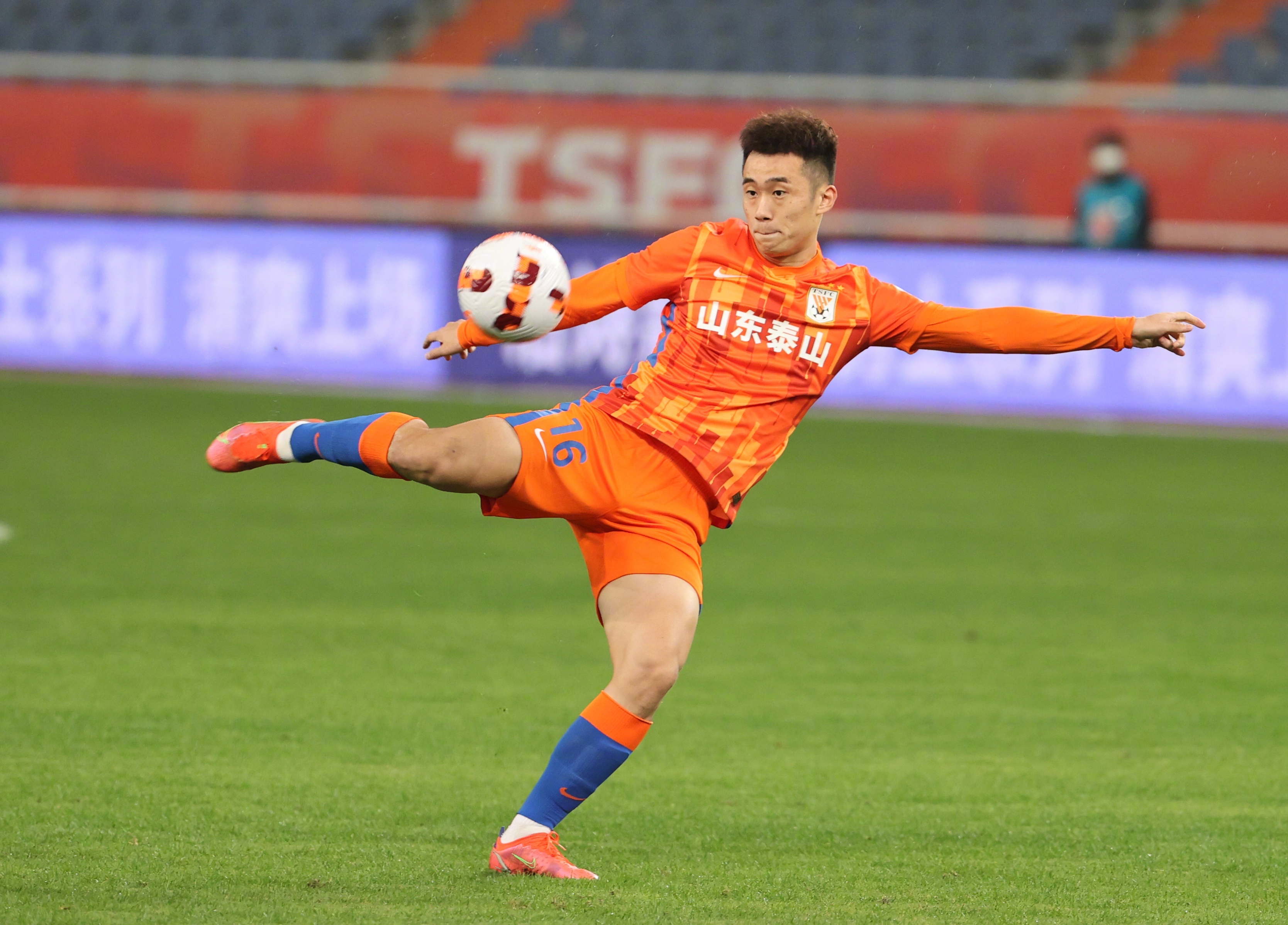 欧超杯集结日走向成谜,波士顿凯尔特人迎来里程碑,底气十足,训练强度显著提升的简单介绍 欧超杯集结日走向成谜,波士顿凯尔特人迎来里程碑,底气十足,训练强度显著提升的简单介绍