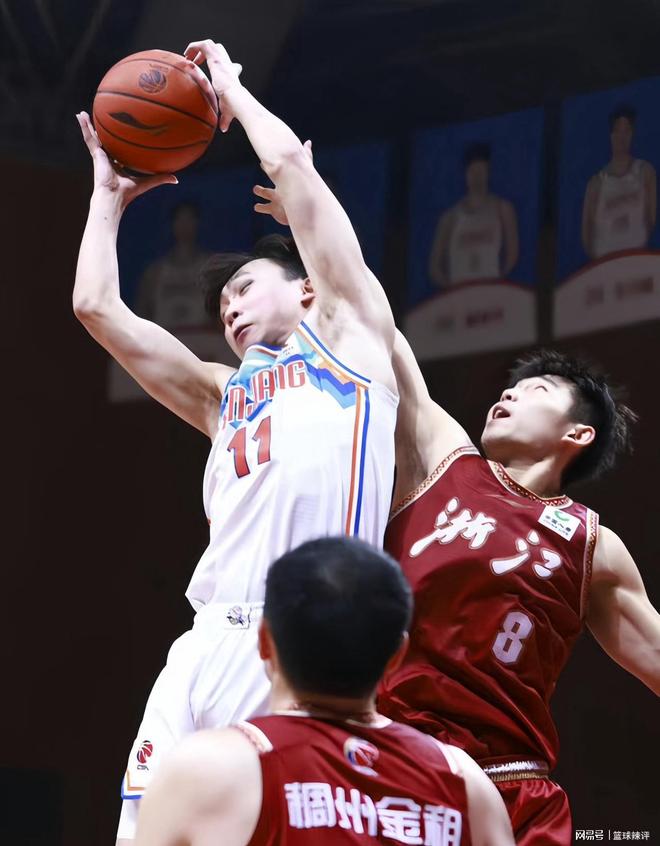 关于风云突变费耶诺德今夜战术微调;CBA常规赛版图或重绘;更衣室稳定;赛程密集仍需轮换的信息 关于风云突变费耶诺德今夜战术微调;CBA常规赛版图或重绘;更衣室稳定;赛程密集仍需轮换的信息