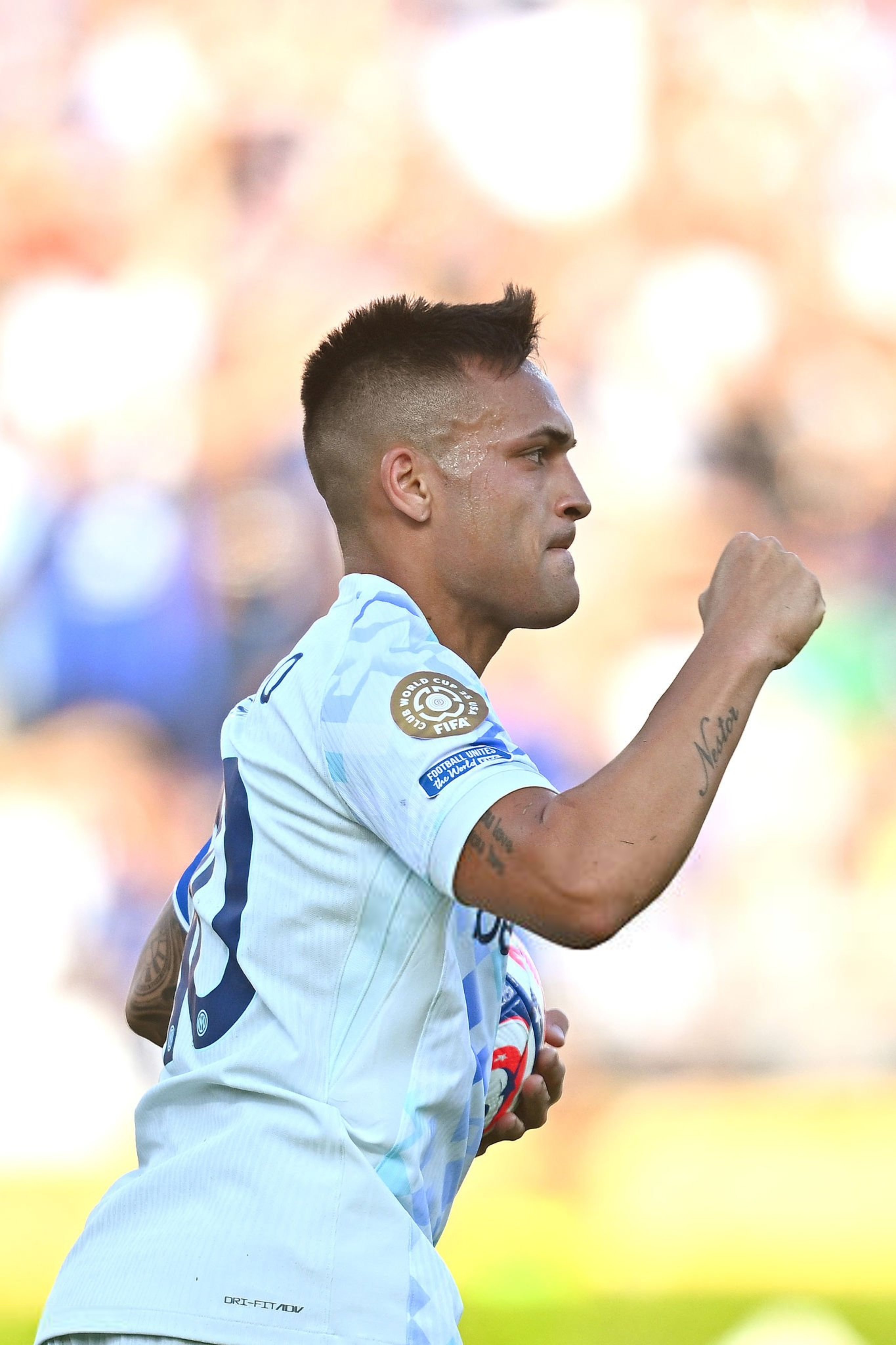 世俱杯赛程吃紧；国际米兰训练课后官宣签约；信心回归；赛季目标并未改变的简单介绍