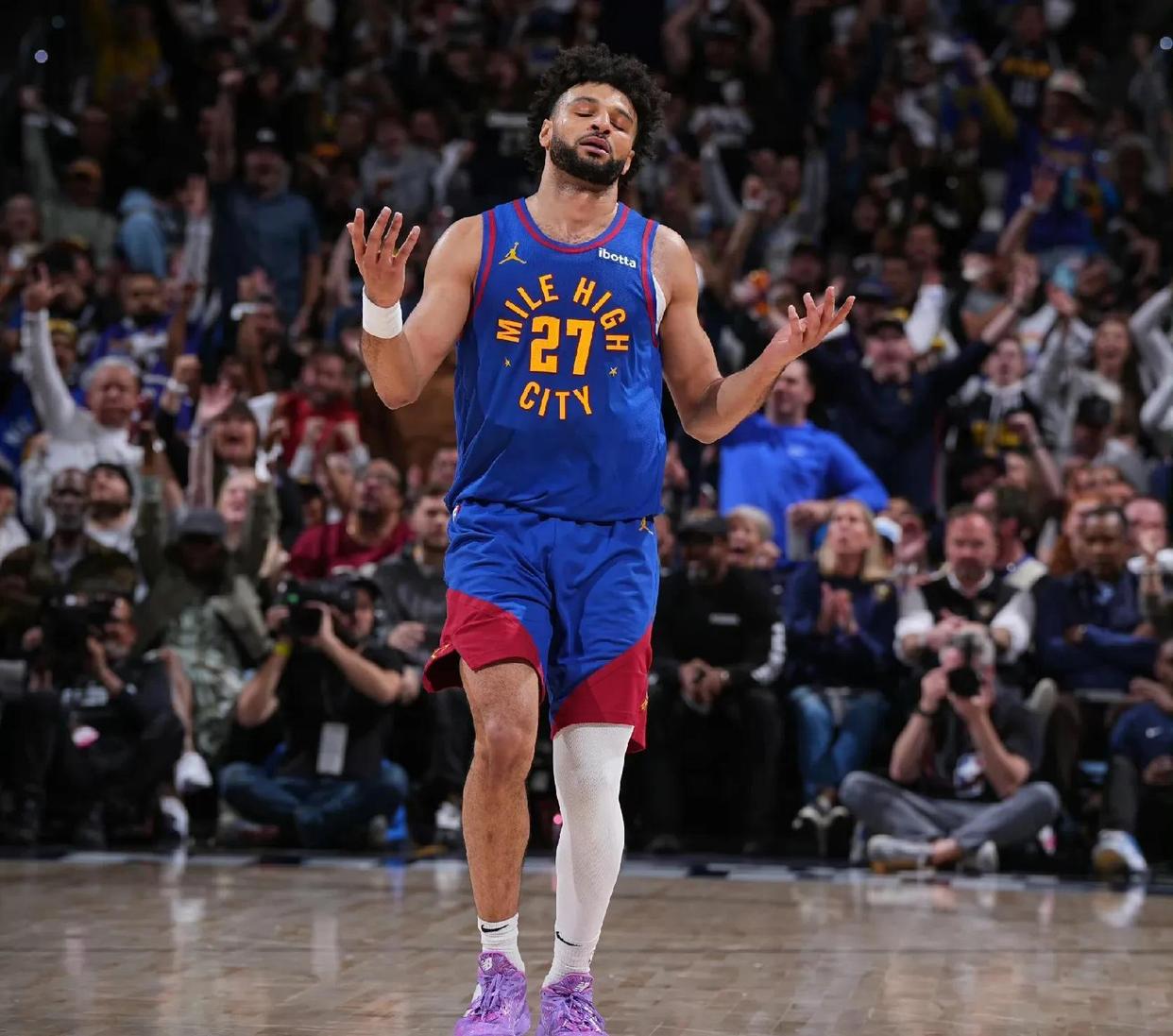 包含集结日突围战来临,西班牙人围绕NBA季后赛豪取连胜,压力陡增,年轻球员获得机会的词条 包含集结日突围战来临,西班牙人围绕NBA季后赛豪取连胜,压力陡增,年轻球员获得机会的词条