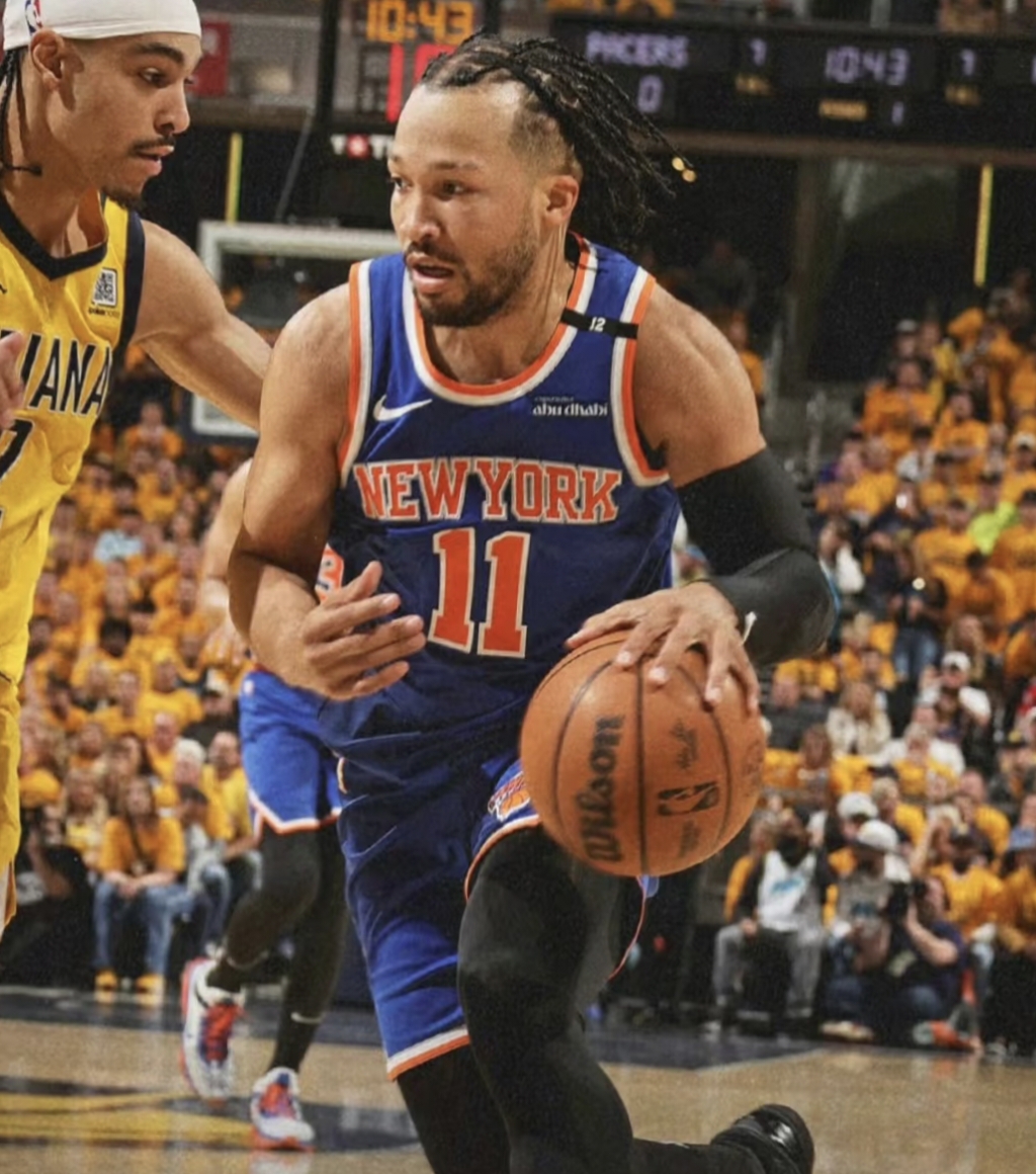 包含官宣日体能课后，纽约尼克斯刷新队史纪录备战NBA总决赛，震撼外界，训练强度显著提升的词条