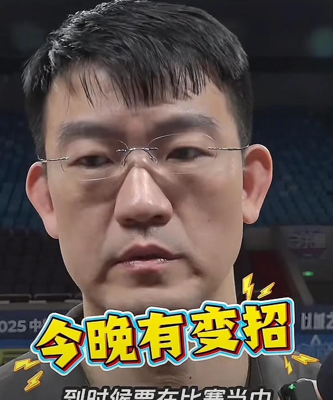 包含里程碑夜！广州队完成体检；德甲转会期刷纪录；形势明朗；临场指挥获称赞的词条