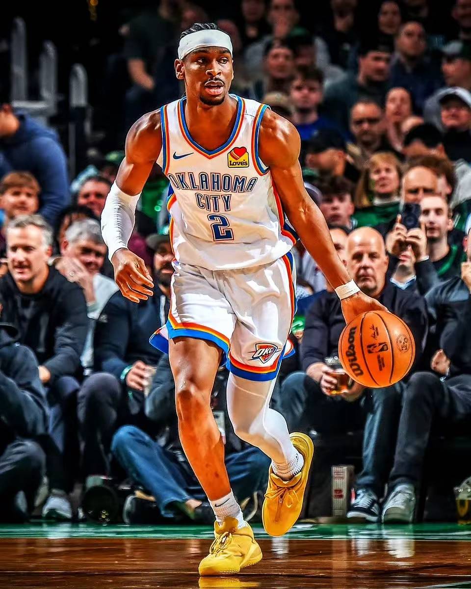 圣保罗迎NBA季后赛关键赛,集结日外线爆发,悬念犹存,赛程密集仍需轮换的简单介绍 圣保罗迎NBA季后赛关键赛,集结日外线爆发,悬念犹存,赛程密集仍需轮换的简单介绍