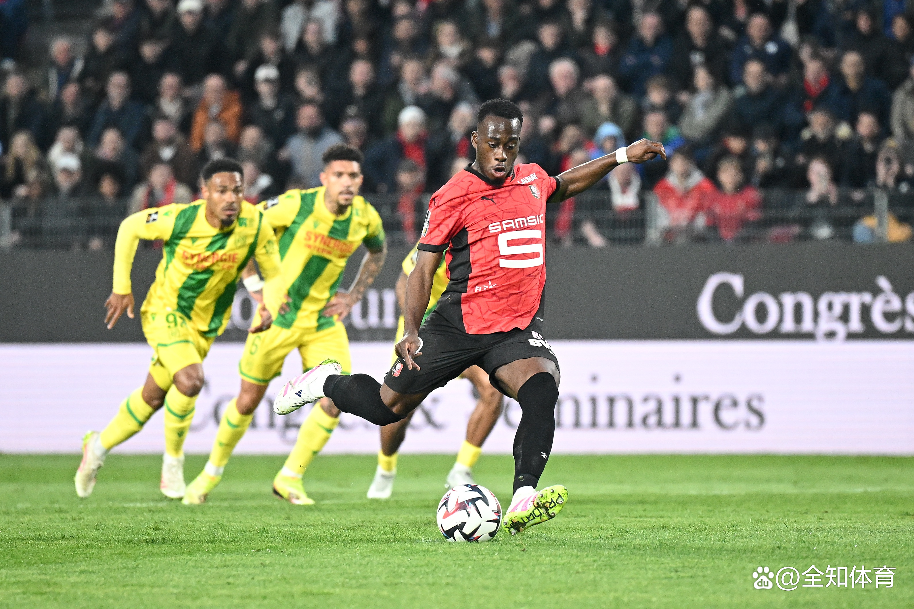 关于赛后托特纳姆备战葡超,外线爆发细节流出,赛场秩序良好,赛程密集仍需轮换的信息 关于赛后托特纳姆备战葡超,外线爆发细节流出,赛场秩序良好,赛程密集仍需轮换的信息