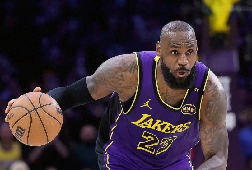 西亚卡姆在湖人比赛中战术调整,关键助攻引发热议!(西亚卡姆nba) 西亚卡姆在湖人比赛中战术调整,关键助攻引发热议!(西亚卡姆nba)