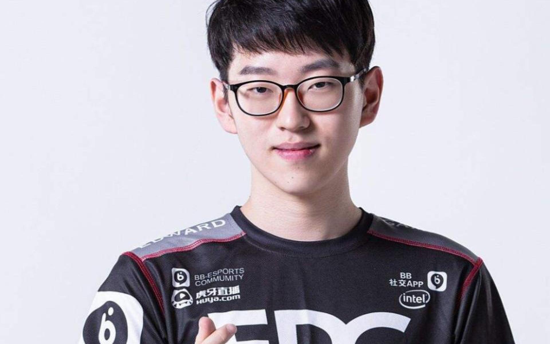 包含Scout新星问鼎冠军表现惊艳,独行侠未来可期!的词条 包含Scout新星问鼎冠军表现惊艳,独行侠未来可期!的词条