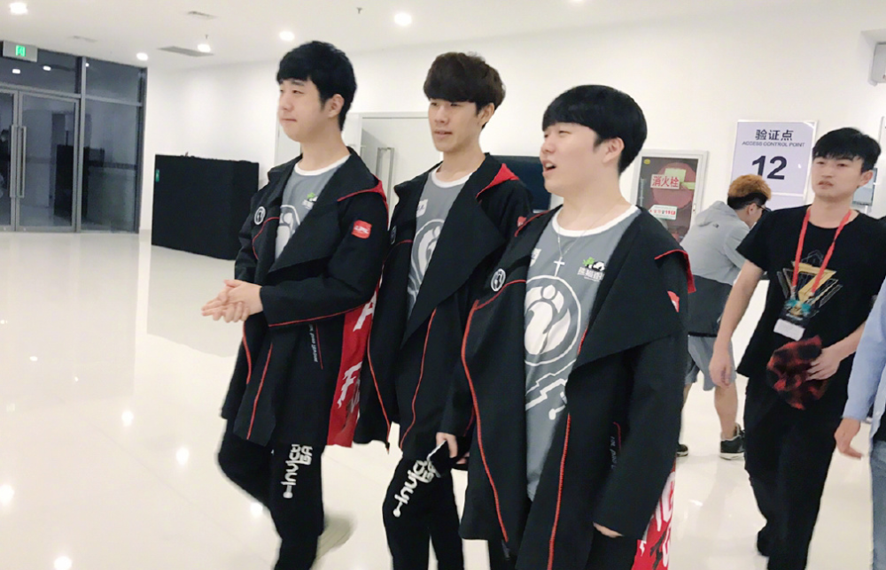 TheShy遭遇十二连败，日本队教练面临压力！的简单介绍