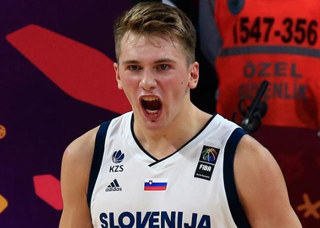 关于Scout巅峰对决，东契奇与70激战皇家马德里分钟，战术调整胜负难料！的信息