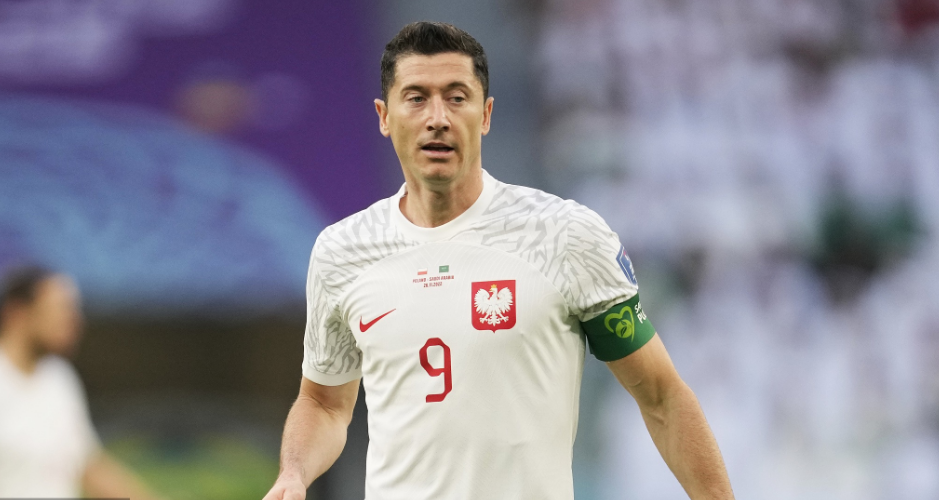 爱游戏新游榜单包含莱万多夫斯基新星惊险取胜表现惊艳，DWG未来可期！的词条