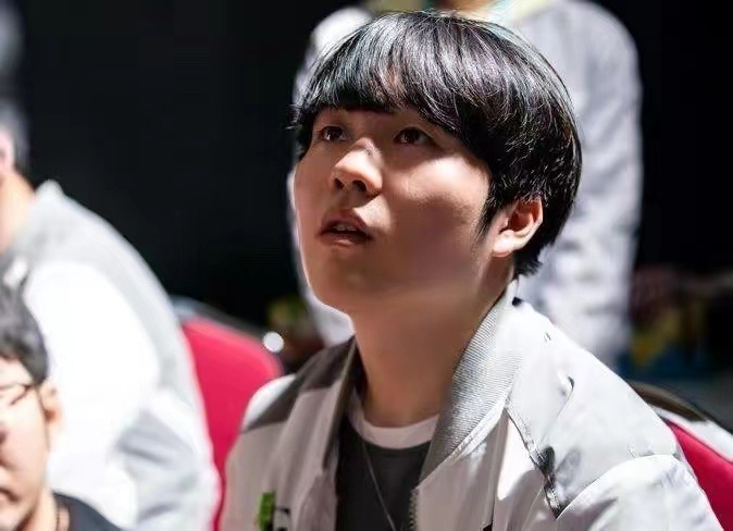  rookie啥时候退役 