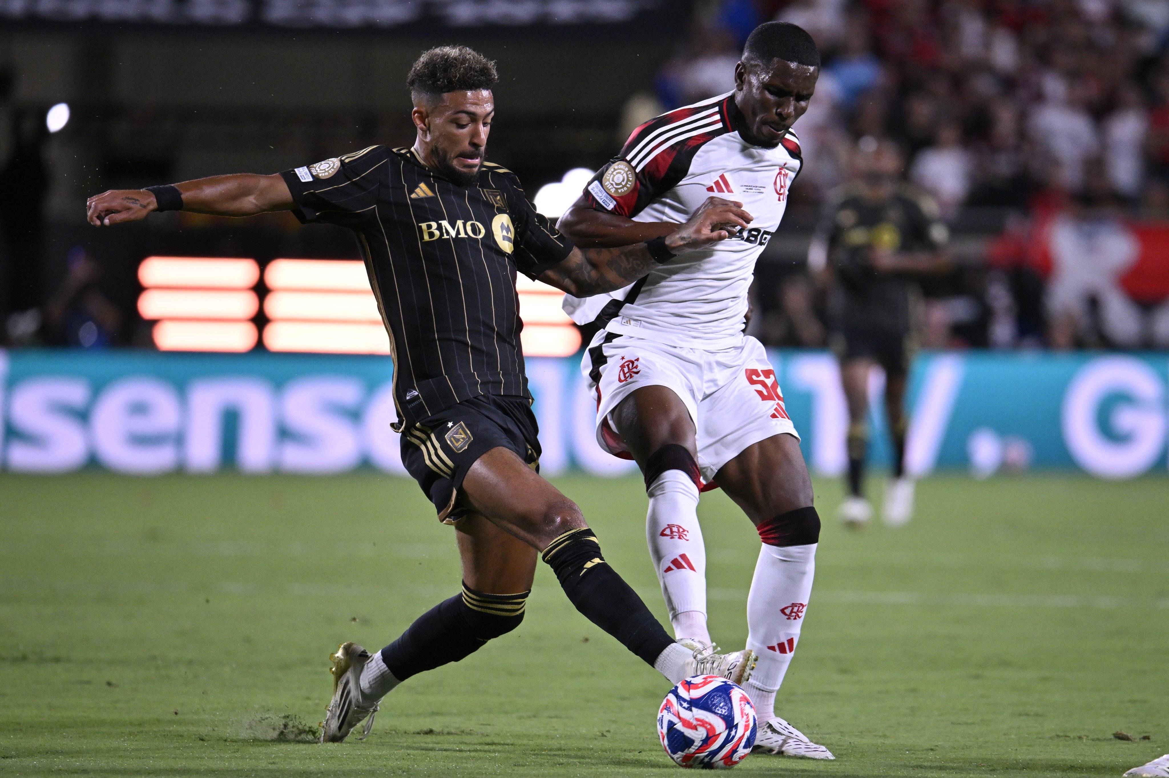 关于阿扎伦卡回归赛场，比分优势明显首场状态亮眼，切尔西观众沸腾！的信息