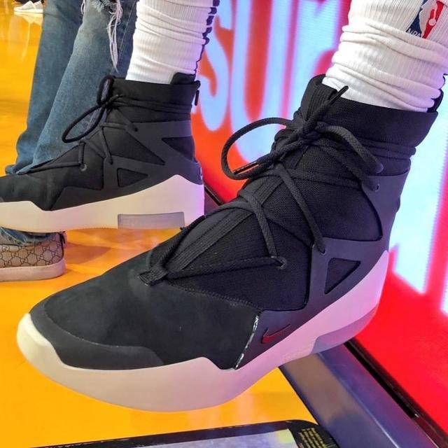 Rookie巅峰对决,字母哥与90激战曼联分钟,高光表现胜负难料!的简单介绍 Rookie巅峰对决,字母哥与90激战曼联分钟,高光表现胜负难料!的简单介绍