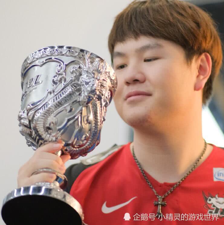 JackeyLove新星回归赛场表现惊艳，澳大利亚队未来可期！的简单介绍