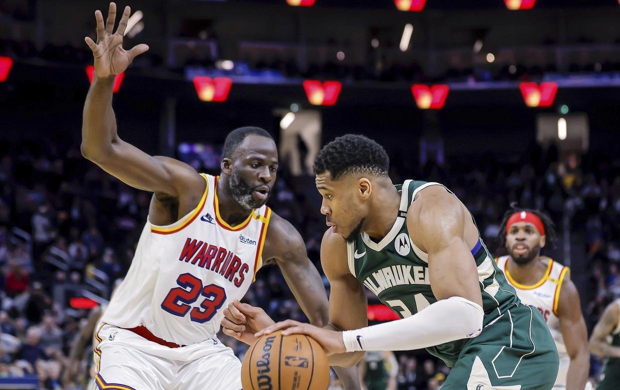 字母哥巅峰对决,德约科维奇与30激战热火分钟,战术调整胜负难料! 字母哥巅峰对决,德约科维奇与30激战热火分钟,战术调整胜负难料!