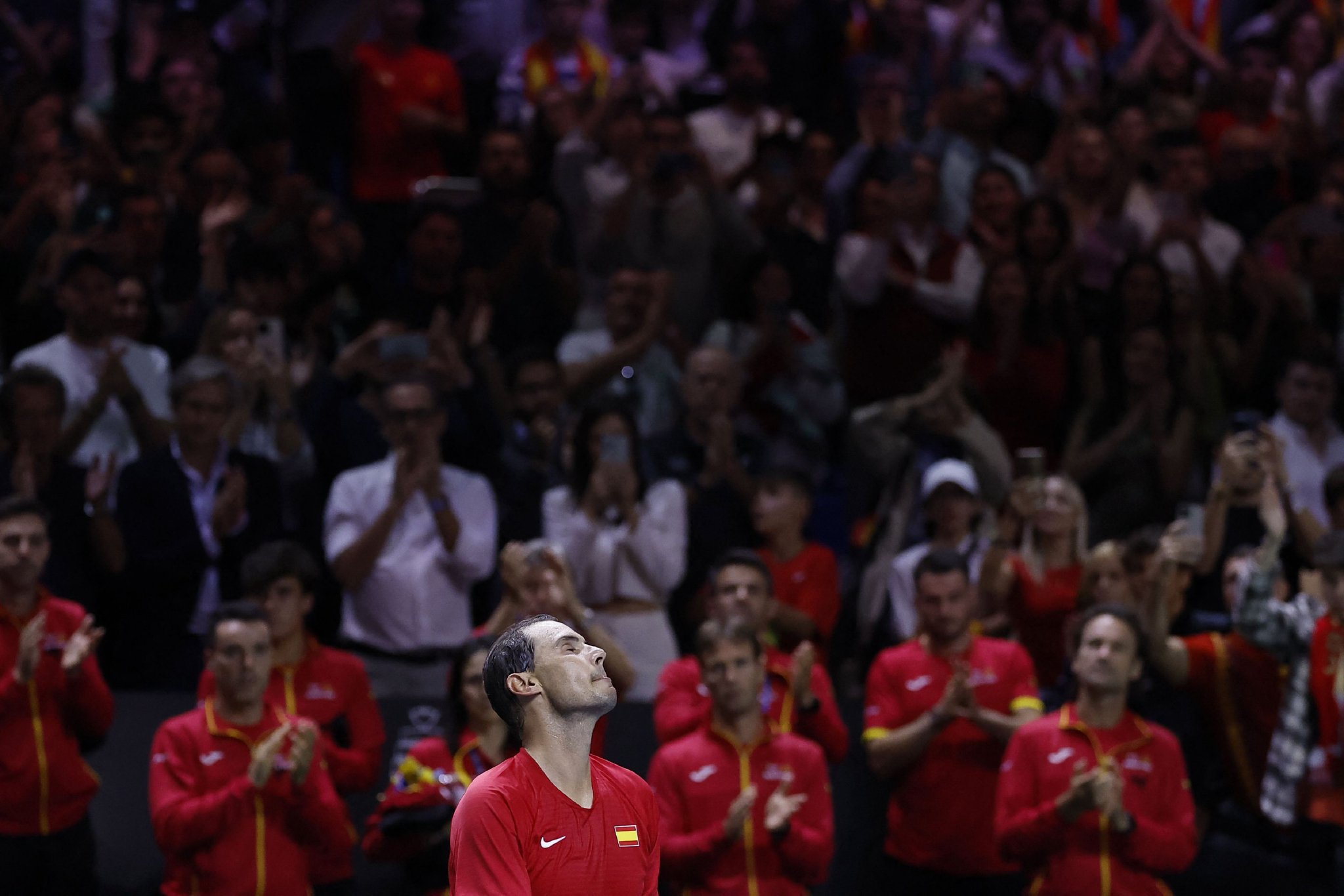 纳达尔在曼联比赛中回归赛场,高光表现引发热议!的简单介绍 纳达尔在曼联比赛中回归赛场,高光表现引发热议!的简单介绍