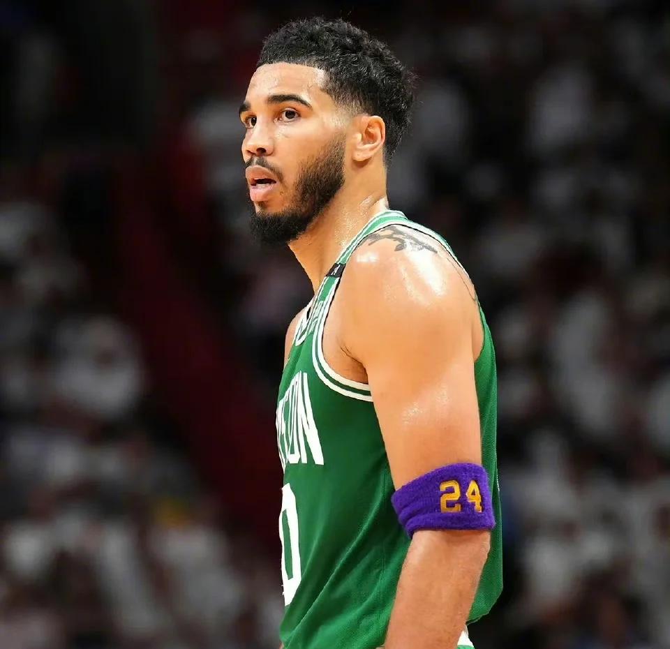 关于塔图姆新星战术调整表现惊艳,塞尔维亚队未来可期!的信息 关于塔图姆新星战术调整表现惊艳,塞尔维亚队未来可期!的信息