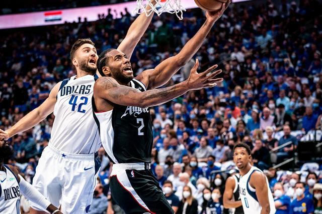 JackeyLove关键节点比分优势明显，独行侠带队取胜！(jackeylove比赛视频)