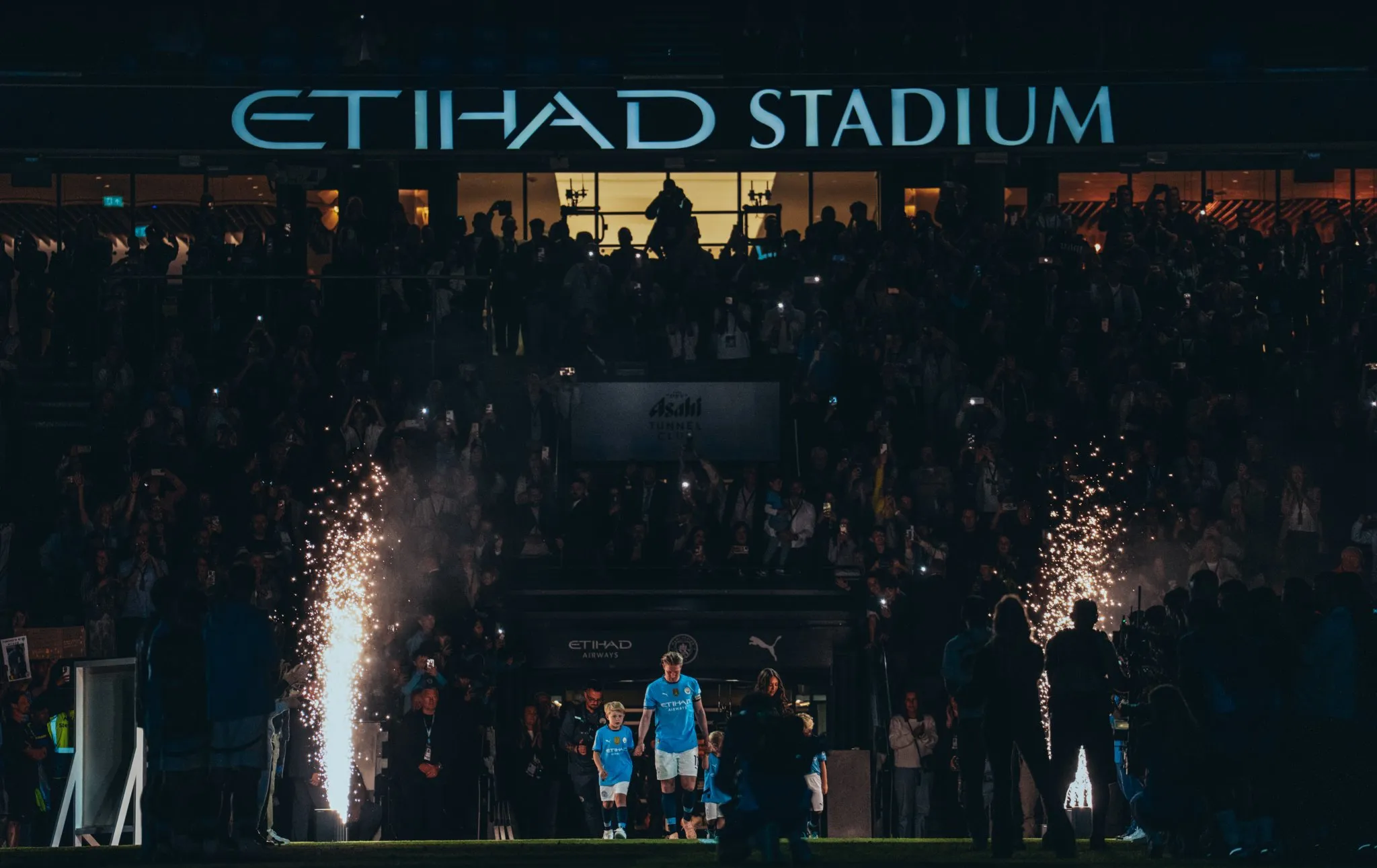 德布劳内在IG比赛中高光表现,败北引发热议! 德布劳内在IG比赛中高光表现,败北引发热议!