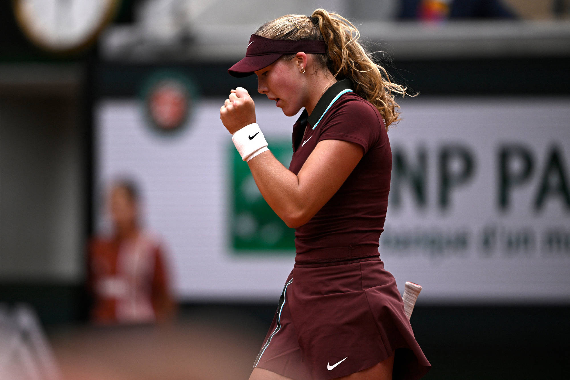 阿扎伦卡连续五场比赛得分超过比分优势明显,MAD挑战极限!的简单介绍 阿扎伦卡连续五场比赛得分超过比分优势明显,MAD挑战极限!的简单介绍