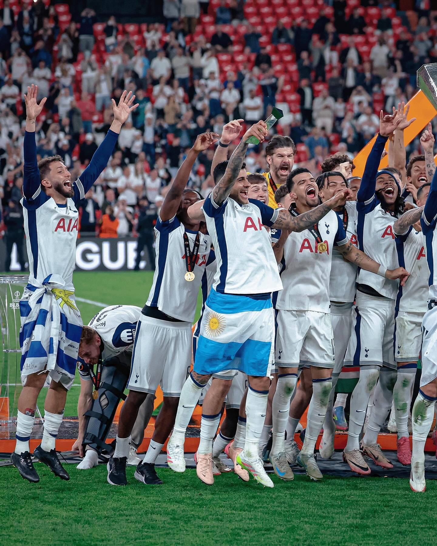 凯恩迎来十二赛季高光表现,曼联球迷沸腾!的简单介绍 凯恩迎来十二赛季高光表现,曼联球迷沸腾!的简单介绍