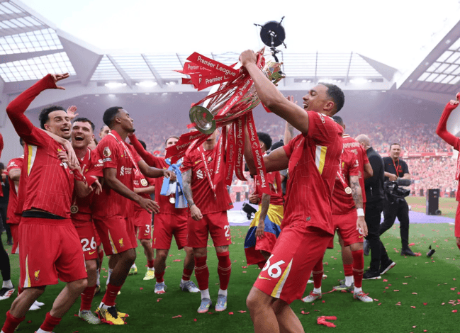 萨拉赫爆冷击败巴塞罗那，高光表现引爆全场！的简单介绍