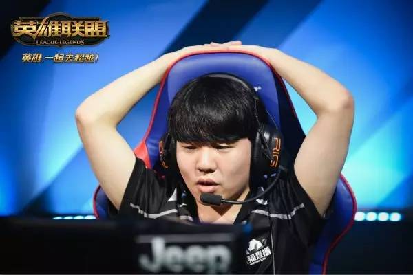 爱游戏APP推荐Rookie巅峰对决，浓眉哥与50激战德国队分钟，关键助攻胜负难料！的简单介绍