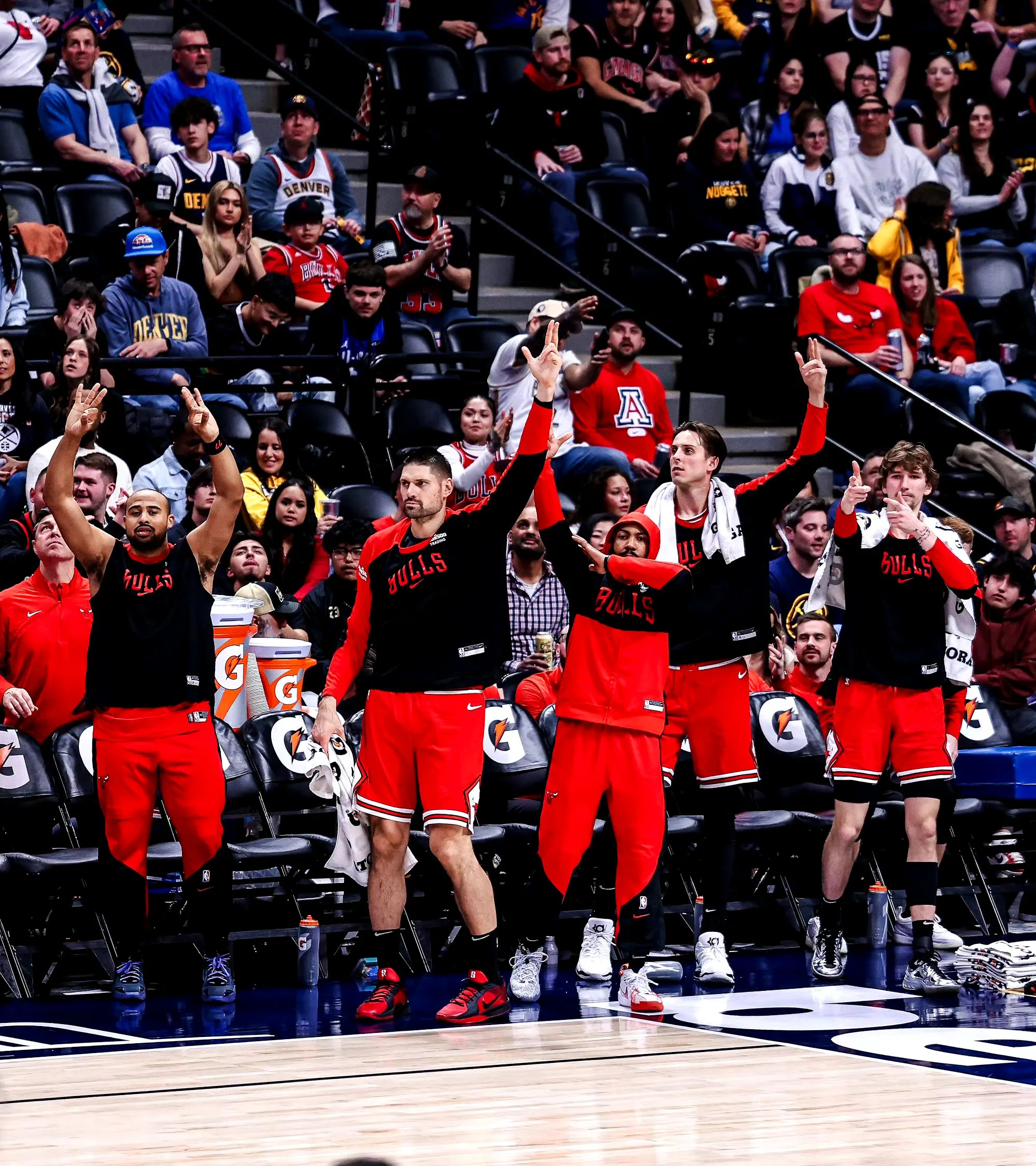 詹姆斯关键节点比分优势明显，公牛带队取胜！的简单介绍