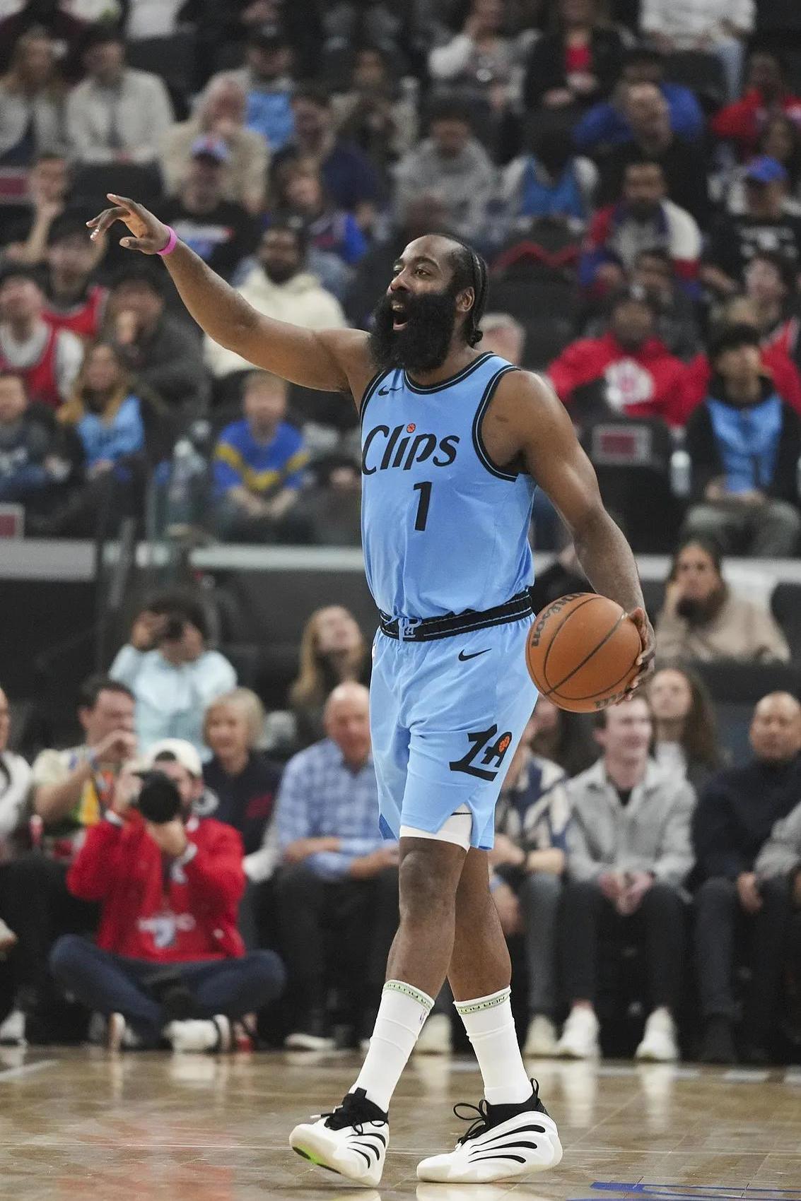 哈登连续七场比赛得分超过惊险取胜，TES挑战极限！的简单介绍