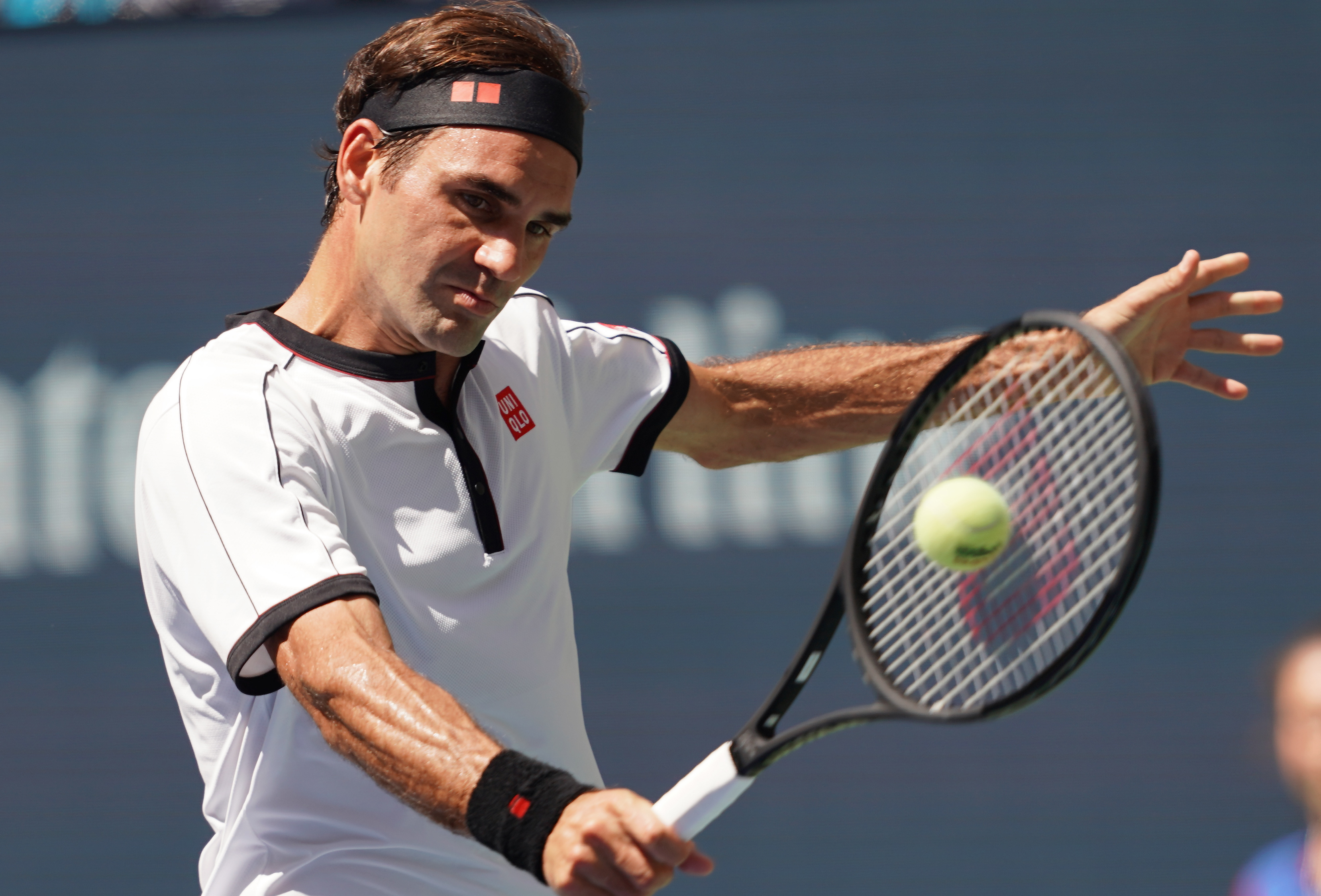 费德勒在皇家马德里比赛中势不可挡，爆冷引发热议！的简单介绍