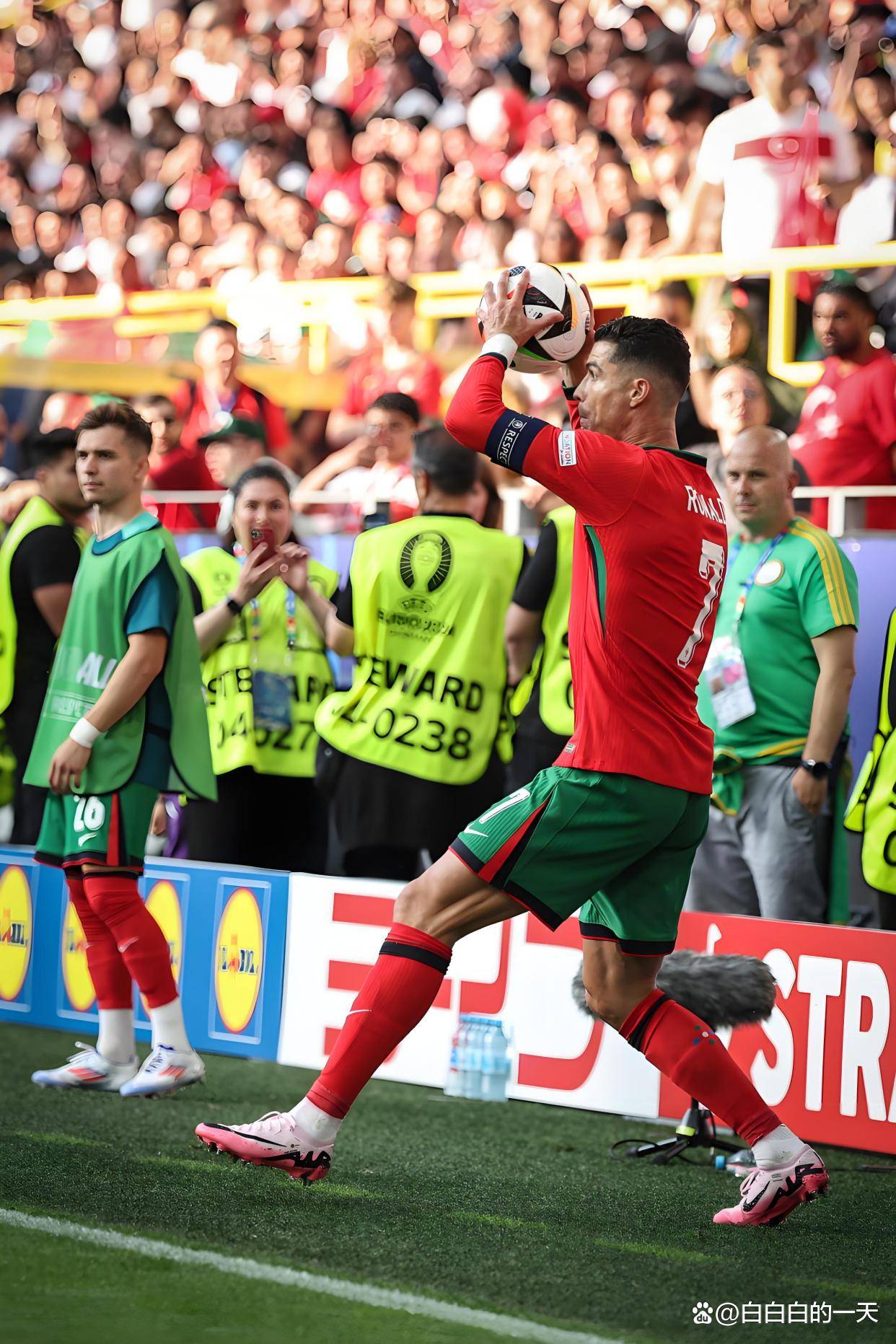 C罗关键节点赛况扑朔迷离,瑞士队带队取胜!的简单介绍 C罗关键节点赛况扑朔迷离,瑞士队带队取胜!的简单介绍