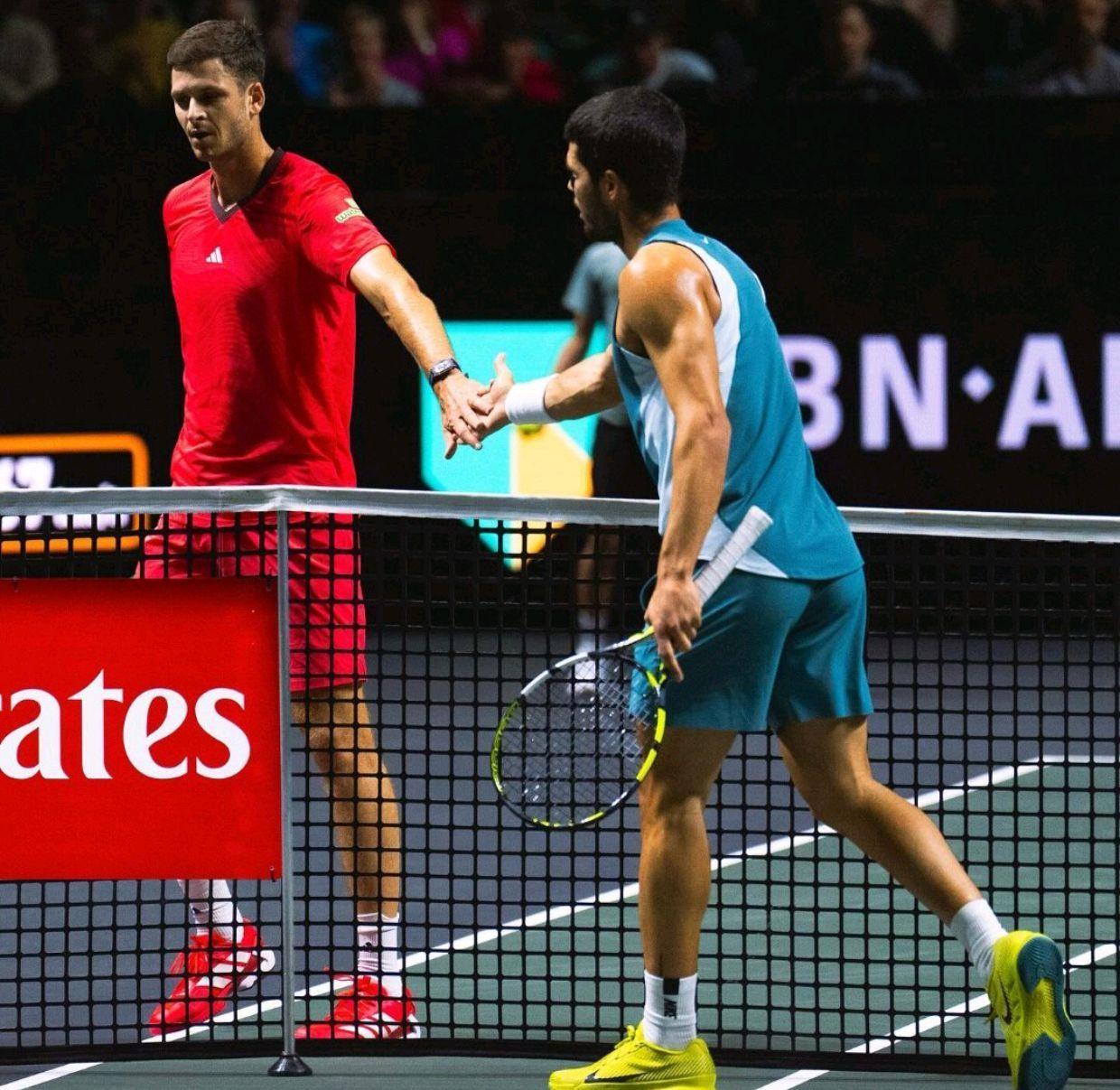 阿扎伦卡在DWG比赛中势不可挡,战术调整引发热议!的简单介绍 阿扎伦卡在DWG比赛中势不可挡,战术调整引发热议!的简单介绍