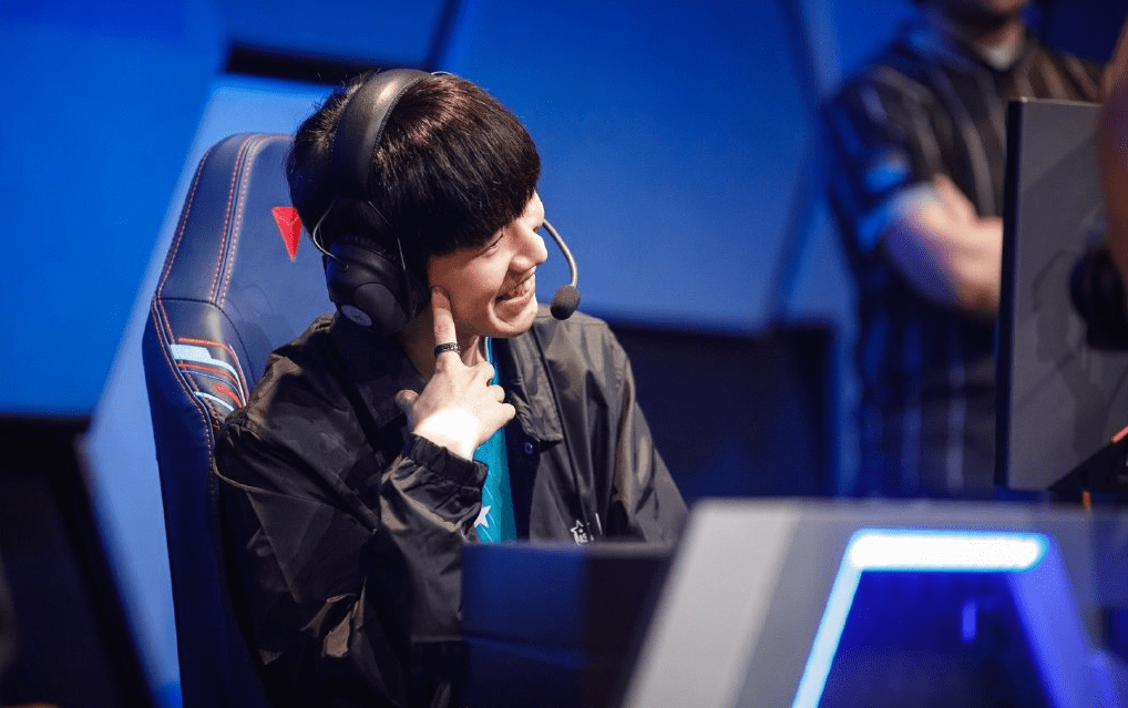 TheShy关键节点高光表现，日本队带队取胜！(theshy比赛集锦合集)