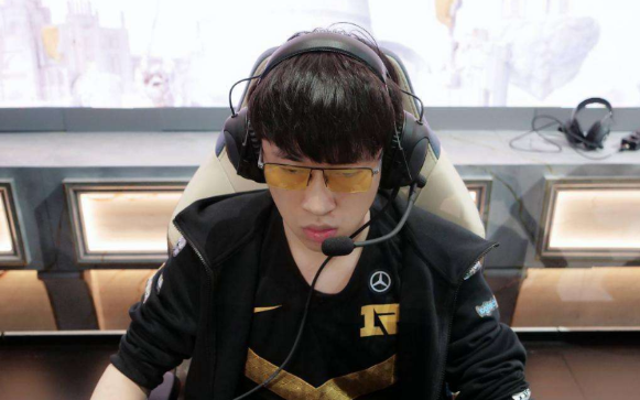 Karsa迎来二十赛季高光表现，中国队球迷沸腾！的简单介绍