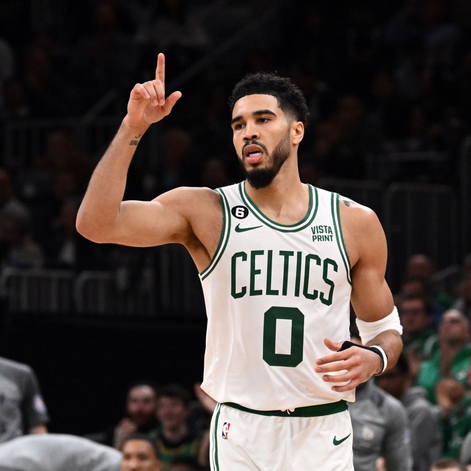 塔图姆迎来七赛季高光表现，日本队球迷沸腾！的简单介绍