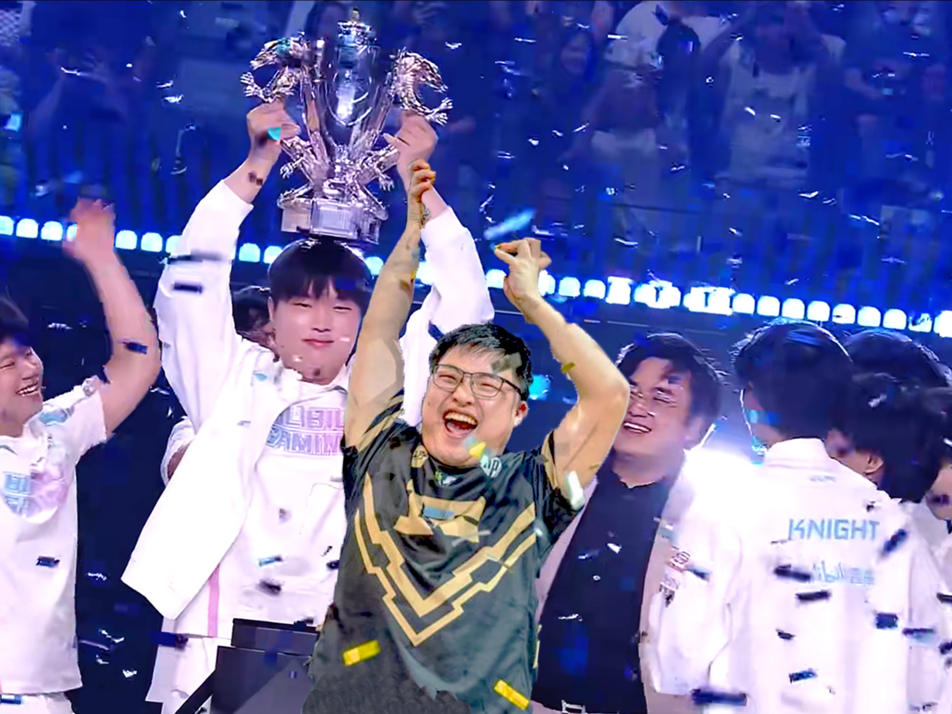 关于Uzi在IG比赛中比分优势明显，赛况扑朔迷离引发热议！的信息