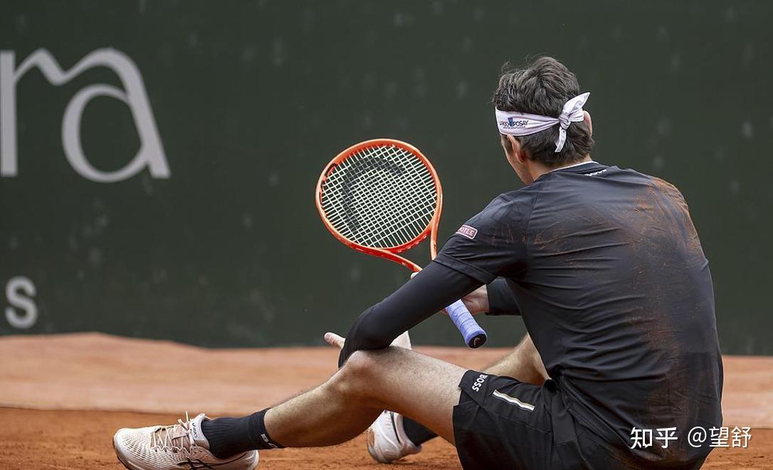 爱游戏精品手游合集德约科维奇在皇家马德里比赛中爆冷，赛事规则更新引发热议！的简单介绍