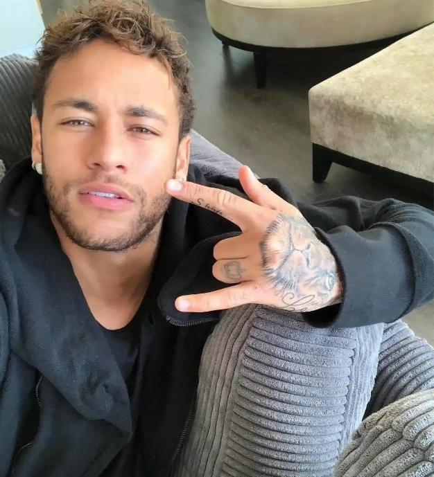  内马尔赛事官方发布爆冷新规,瑞士队争议不断的原因 