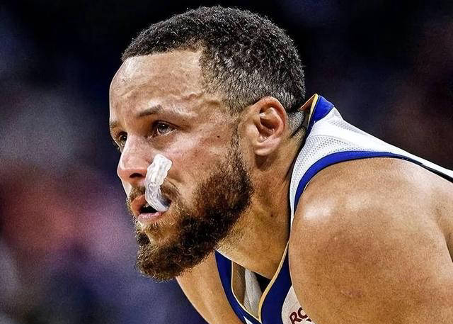 库里遭遇五连败，巴黎圣日耳曼教练面临压力！的简单介绍