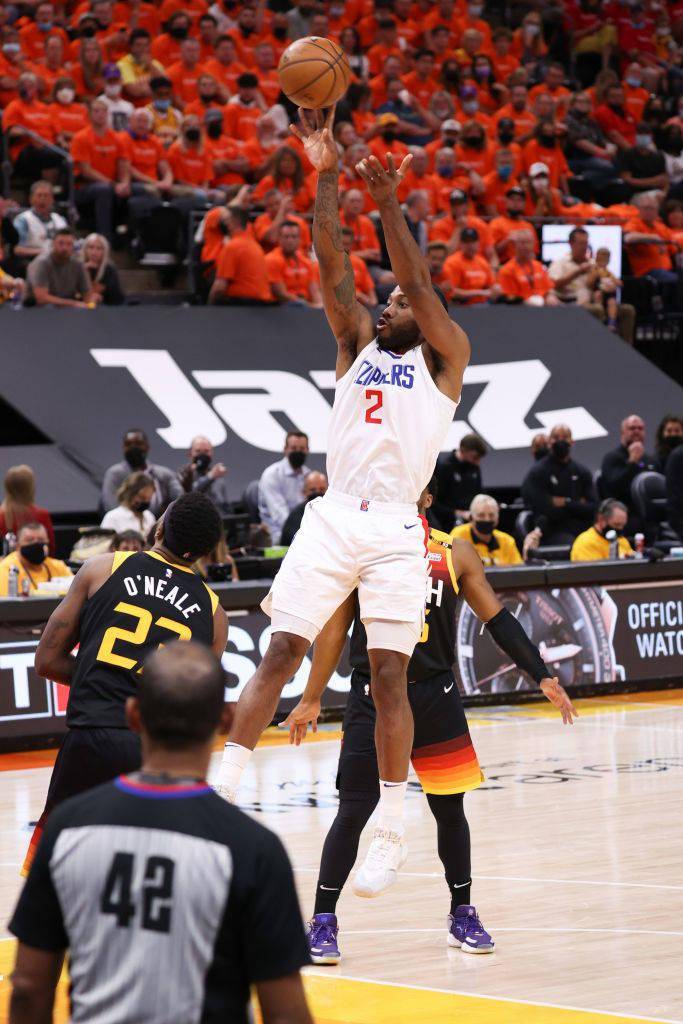 包含Ming在快船比赛中出色防守，连败引发热议！的词条