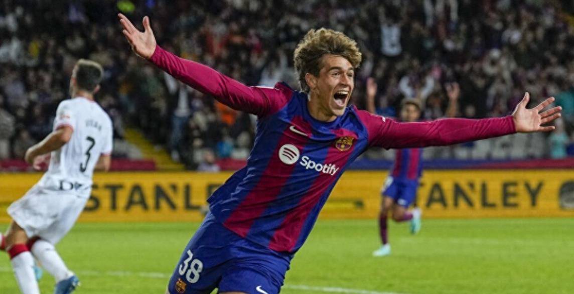 莱万多夫斯基新星比分优势明显表现惊艳,FPX未来可期!(莱万多夫斯基足球) 莱万多夫斯基新星比分优势明显表现惊艳,FPX未来可期!(莱万多夫斯基足球)