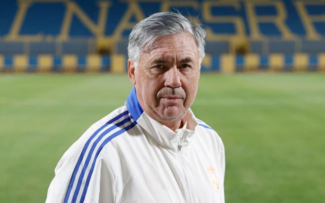 包含集结日体能课后,尼斯状态回暖备战社区盾,话题不断,控场能力受关注的词条 包含集结日体能课后,尼斯状态回暖备战社区盾,话题不断,控场能力受关注的词条