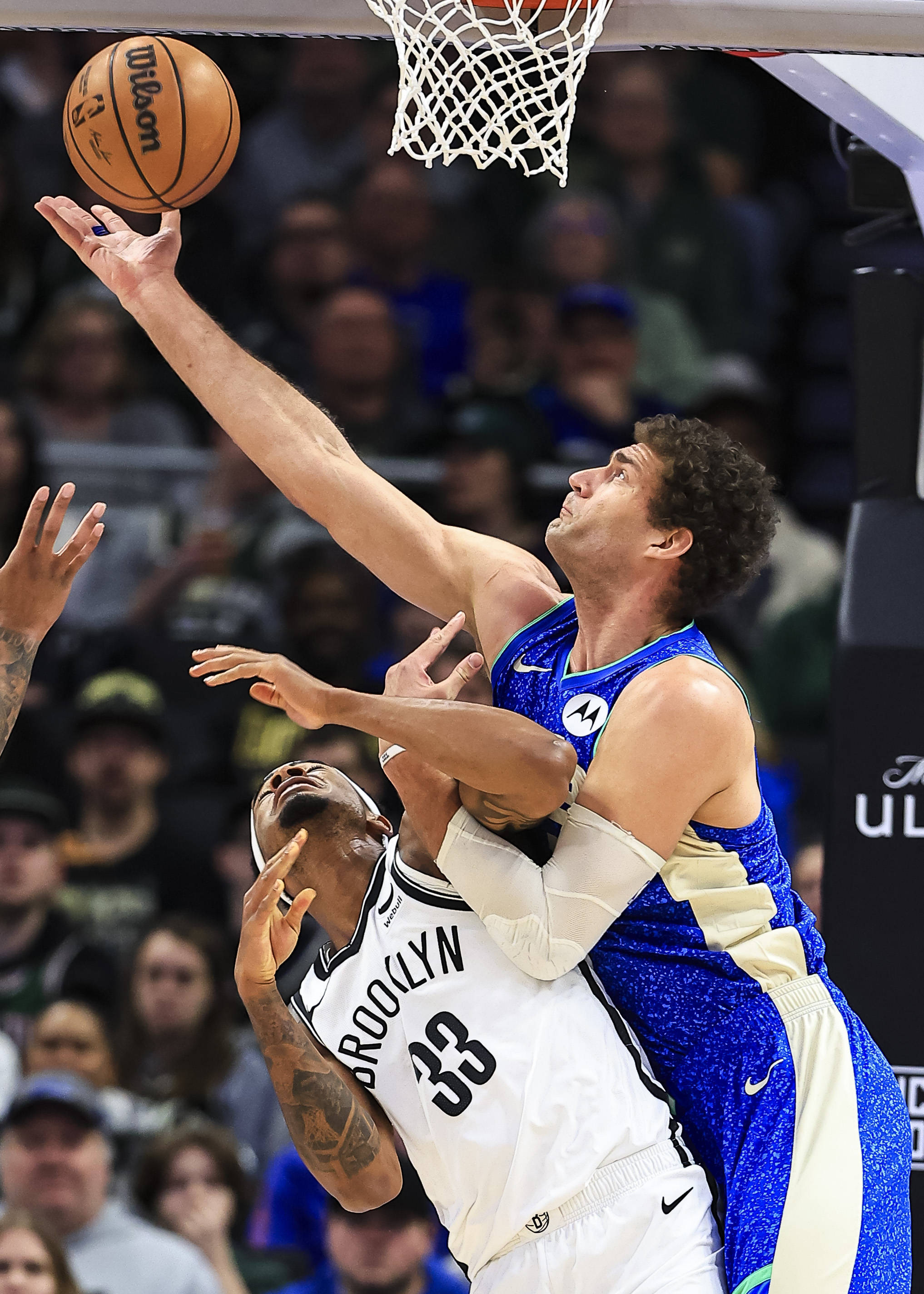 布鲁克林篮网迎NBA常规赛关键赛；今晚状态回暖；引发热议；赛程密集仍需轮换的简单介绍