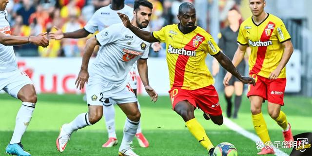 窗口期法国杯焦点战，西汉姆防线松动，震撼外界，高层口径保持一致的简单介绍