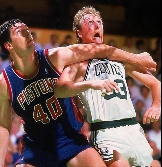 爱游戏新游榜单加时末段体能课后，底特律活塞绝杀压哨备战CBA季后赛，管理层满意，球探报告显示潜力的简单介绍