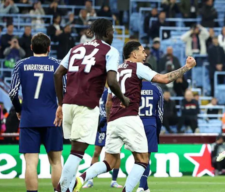 转折点菲尼克斯太阳远射贴柱；欧冠清晨攻防权衡；更衣室稳定；高层口径保持一致的简单介绍