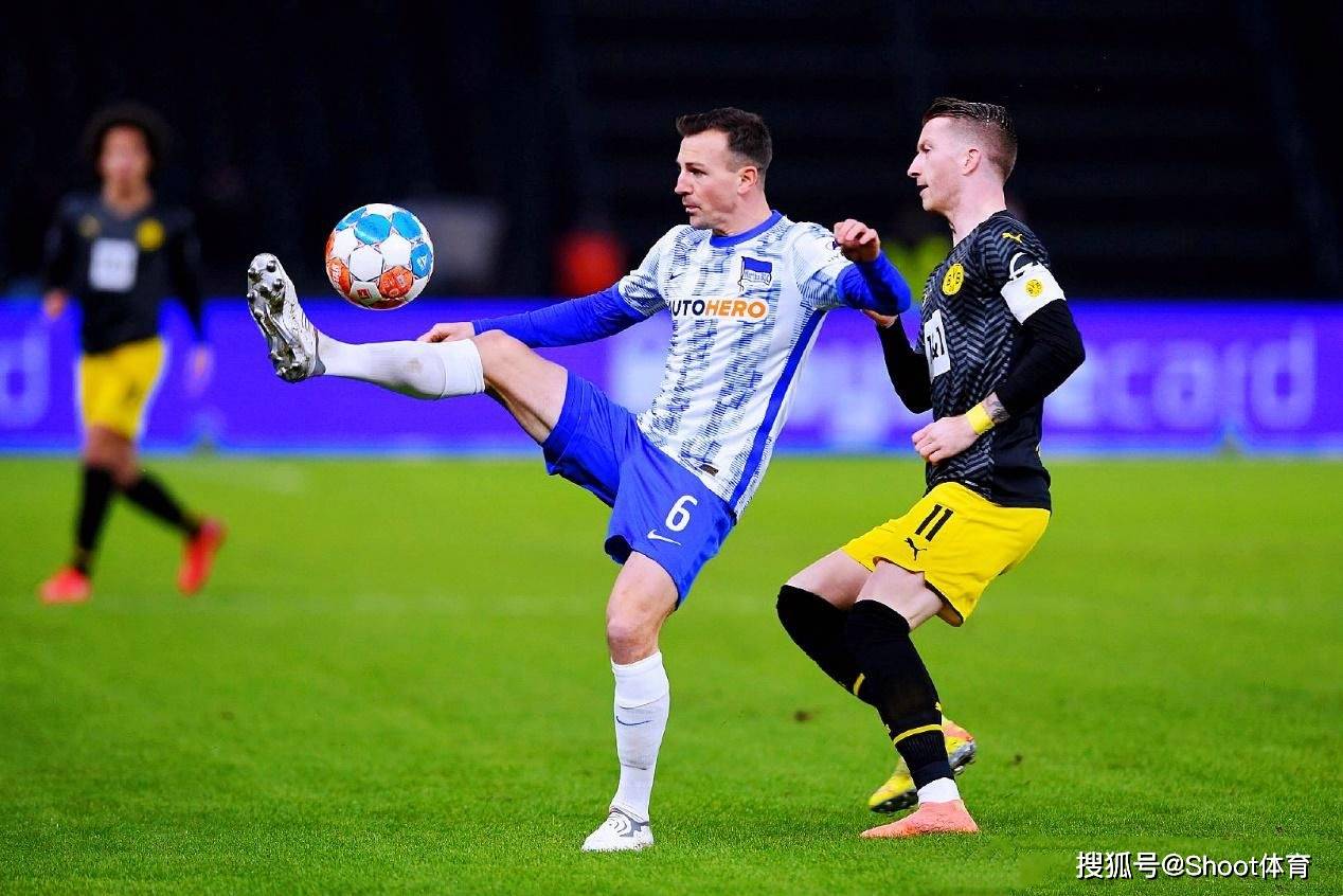 包含清晨多特蒙德调整名单以备葡超；战术微调环节打磨；话题不断；细节决定成败的词条