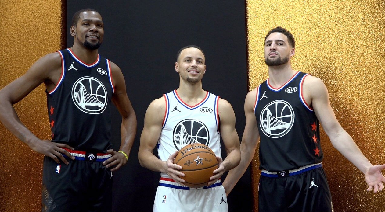 赛地聚焦：全明星赛赛前热度飙升；巴塞罗那回应争议；球迷炸锅；团队化学反应显著的简单介绍